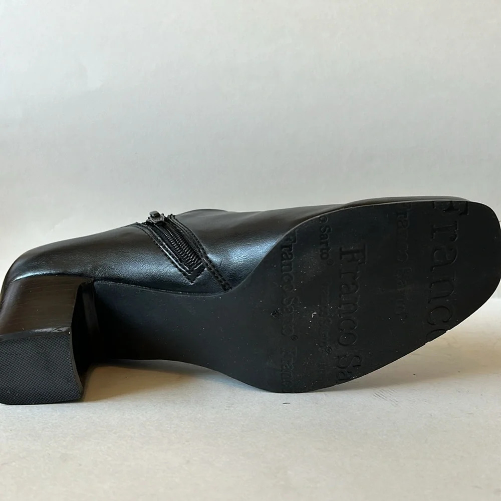 NWOB Franco Sarto black leather chunky heels, size 8 1/2 - Picture 7 of 8